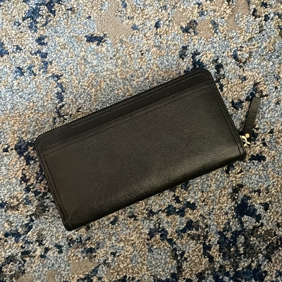 NWOT Kate Spade black leather zip around wallet, polka dot interior - Picture 2 of 8